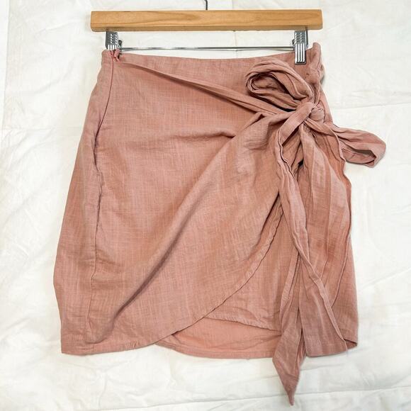 SHEIN Pink Wrap Side Tie Mini Skirt Tie Front 100% Cotton Women’s Size Medium - Picture 2 of 6